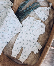 Kit Presente Saída de Maternidade Bebê 4 peças | Lucky