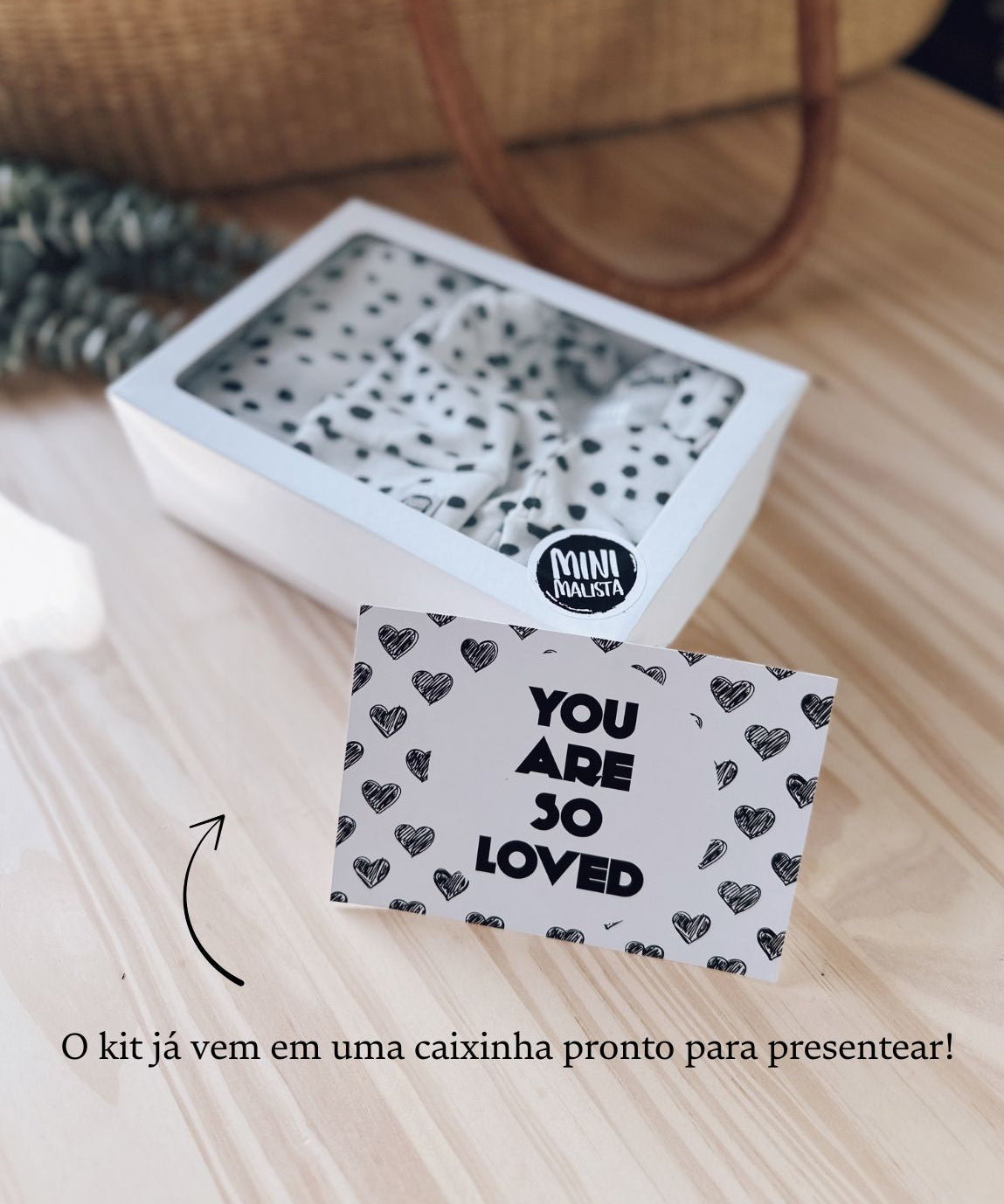 conjunto-saida-maternidade-macacao-manta-touca-luva-snow-leopard-bolinhas-dots-preto-e-branco-bebe-10.jpg