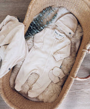 Kit Presente Saída de Maternidade Bebê 4 peças | Liso Sand