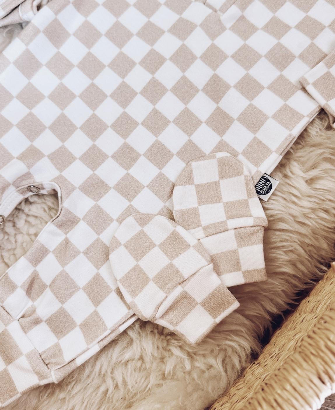 Kit Presente Saída de Maternidade Bebê 4 peças | Racer Beige