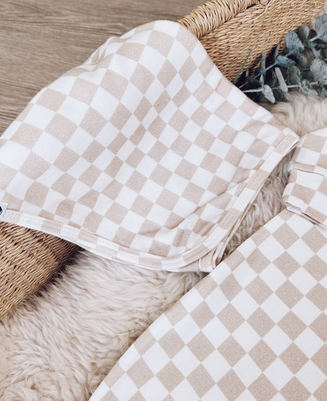 Kit Presente Saída de Maternidade Bebê 4 peças | Racer Beige