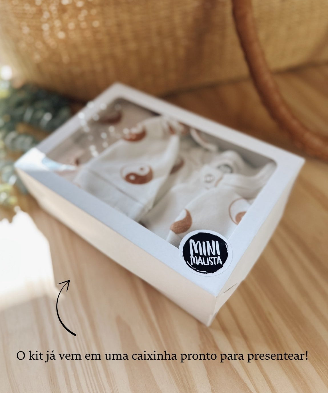 conjunto-saida-unissex-neutro-minimalista-yin-yang-caramelo-bebe-groove-12.jpg