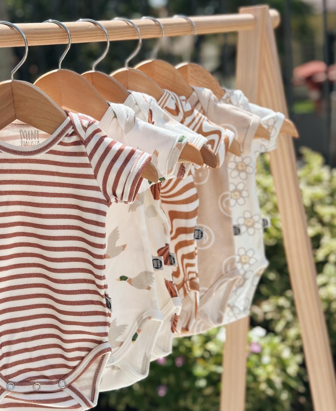 estampas-alegres-verao-banner-minimalista-baby.jpg