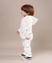 Macacão Bebê Capuz e Ziper Moletom Unissex MiniMalista | Liso Branco Off - MiniMalista Baby - 0.4, Ano Novo, anonovo, b2b, Baby, black-friday, com-desconto-mm10, Frio, Menino, Neutro, new, Reveillon, tab-tam-macacao-capuz-1, Unissex, Winter Sale 20% -bebê-minimalista-estiloso