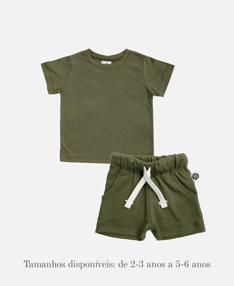 Look Infantil Camiseta +Shorts Cargo Liso Jungle Green