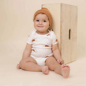 Touca de Bebê Unissex MiniMalista | Liso Goldie - MiniMalista Baby - 0.3, b2b, Baby, black-friday, com-desconto-mm10, Meia Estação, Menina, Menino, Neutro, tab-tam-touca-bebe, Unissex, Winter Sale 20% -bebê-minimalista-estiloso